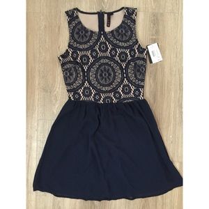 Beautiful navy and nude dress NWT